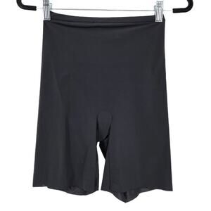 Maidenform Self Expressions Slimming Mid Thigh Shapewear Shorts Size Medium